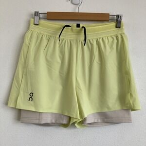 Run On Cloud Shorts Small Yello